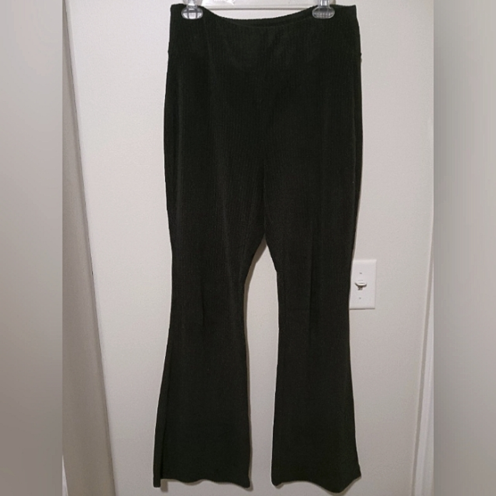 Flared Velour Pants - Picture 3 of 4